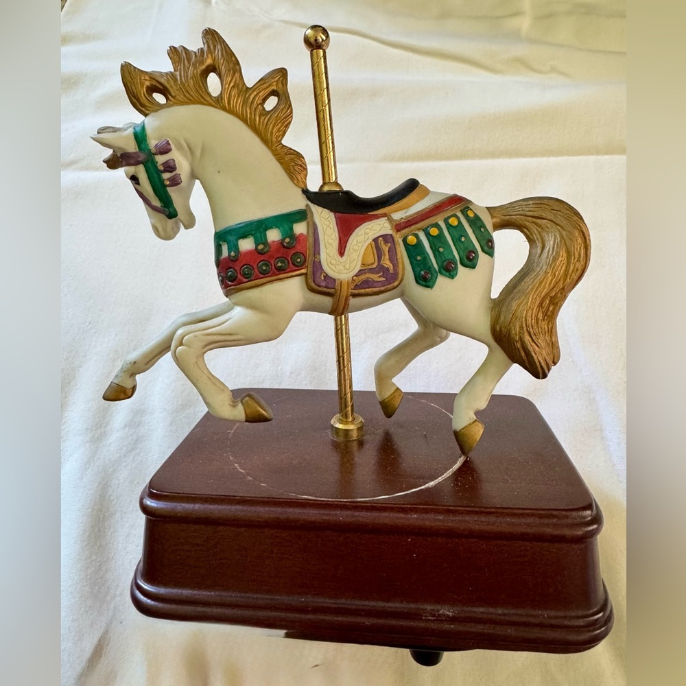 Vintage San Francisco Music Box Co. Carousel Horse Wind Up Music Box